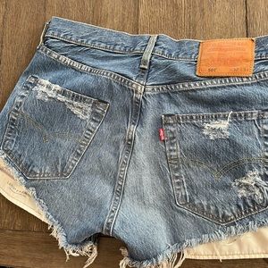 Levi’s 501 distressed shorts